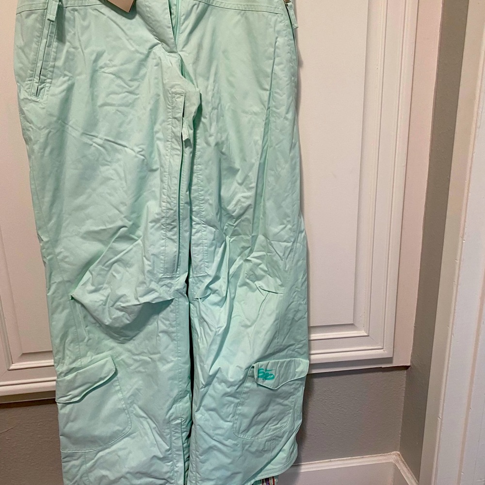 Women’s Nike 6.0 snowboarding pants